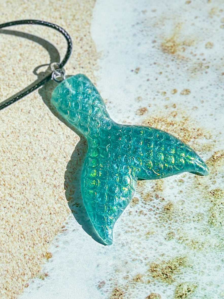 Tropic Mermaid Tail Necklace