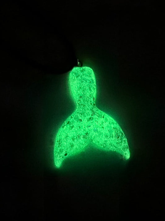 Amazonia Mermaid Tail Necklace