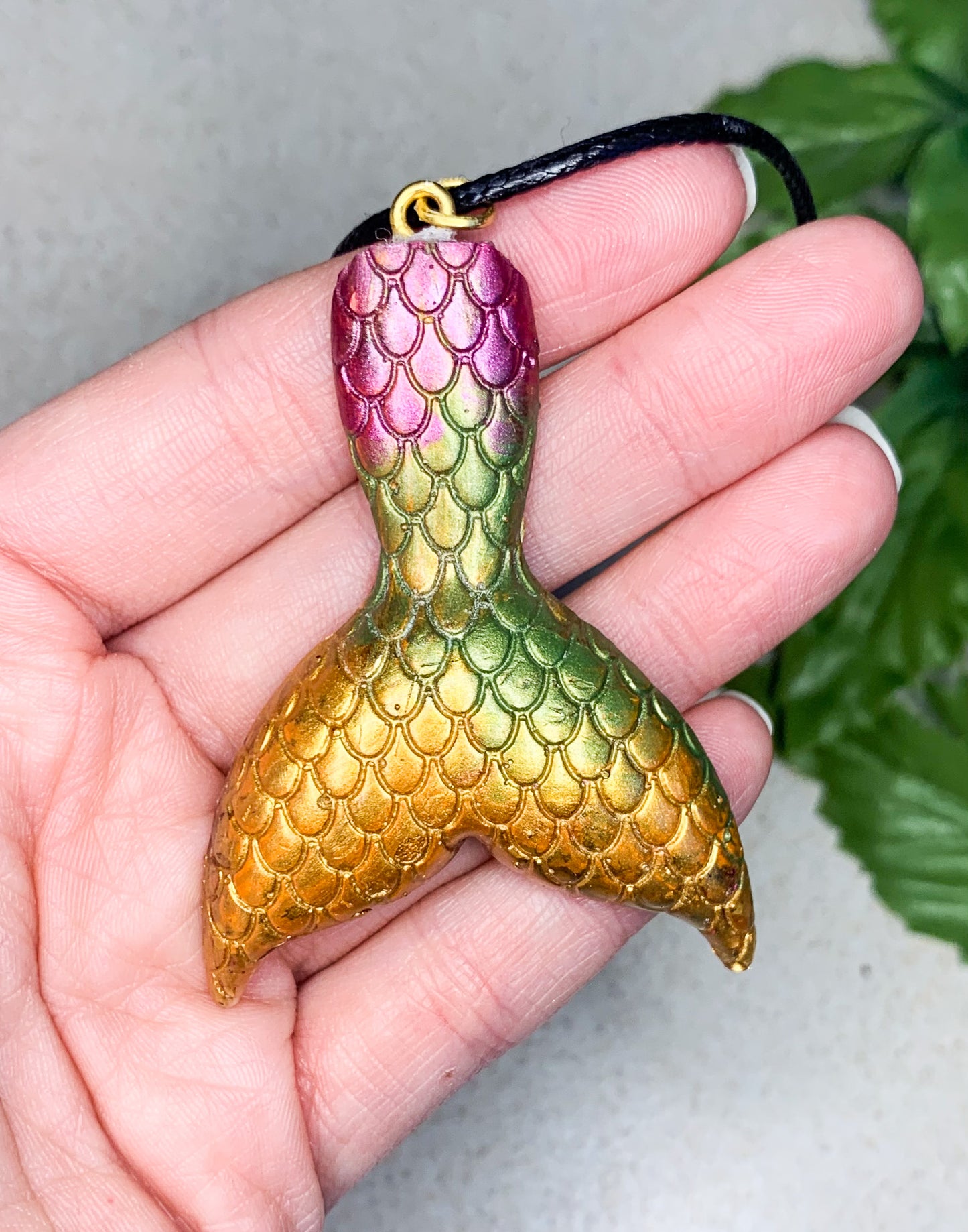 Metallic Rainbow Mermaid Tail Necklace