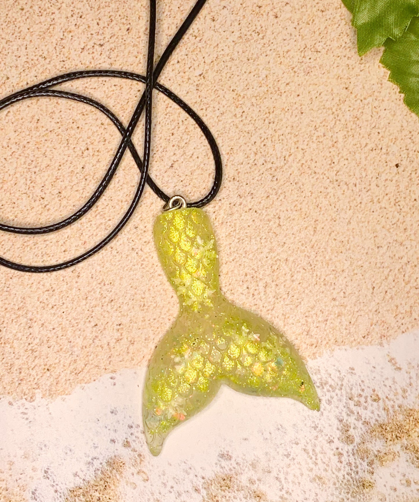 Glowing Snow Mermaid Tail Necklace